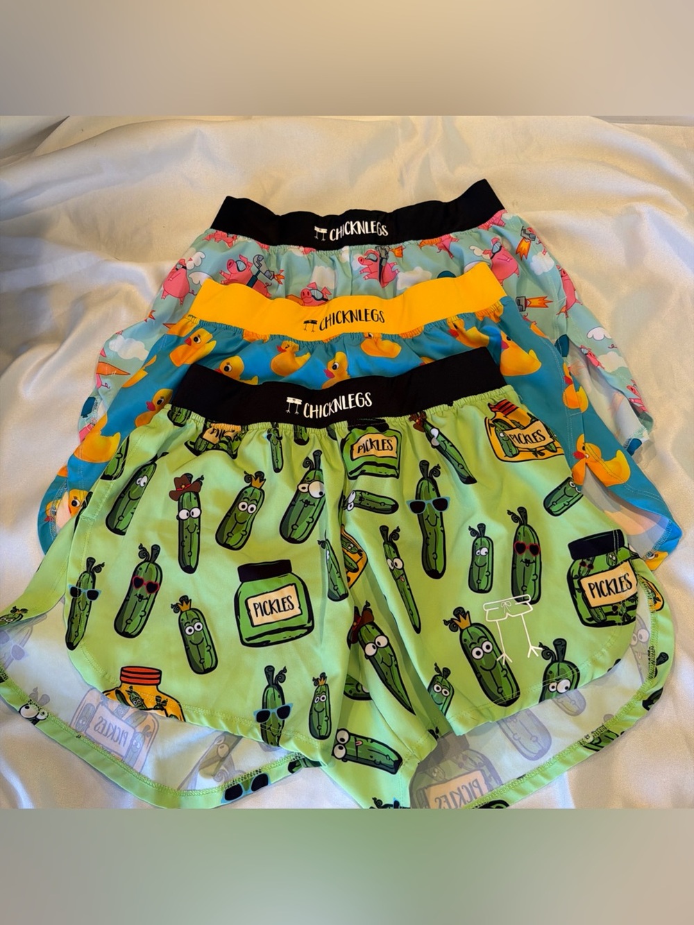 Chicknlegs Men’s Small Lined Split Chicken Legs Shorts Bundle 26x4” approx